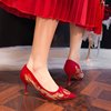 红色婚鞋女细跟2024年中式秀禾服新娘结婚高跟鞋，不累脚孕妇鞋