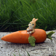 创意可爱萝卜兔子摆件装饰u品花盆微景观生日精致礼物送男女生朋