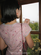 Bettychow 巴黎中古店 刺绣小花粉色上衣春夏时髦个性短袖T恤