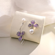银针不对称珍珠花朵耳环 复古赫本风紫色水晶耳饰小众设计感耳钉