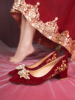 婚鞋新娘鞋秀禾婚纱两穿2023年中式红色尖头，高跟鞋女孕妇