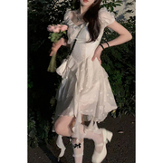 法式茶歇初恋白色连衣裙，仙女收腰气质纯欲荷叶边不规则短裙子夏季