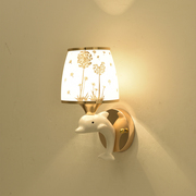 现代简约墙灯创意个性海豚卧室床头灯客厅，背景墙带拉线开关壁灯