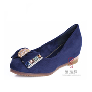老北京布鞋 闪亮复古水钻蝴蝶结低调优雅坡跟女单鞋192