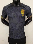 巴西黑色金标短袖球衣，2223足球服男修身定制印号字运动训练服