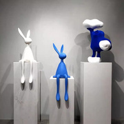 简约现代黑白长耳朵兔子摆件呆萌兔坐姿雕塑客厅电视柜家居装饰品