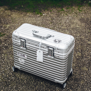 全铝镁合金摄影拉杆箱上翻盖20寸相机箱横版机长箱男登机行李箱女