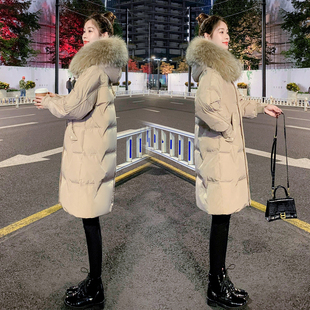 真毛领白鸭绒(白鸭绒，)羽绒服女装，流行2022年冬韩版宽松洋气中长款外套