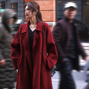 AZure法式复古酒红大衣双排扣羊毛长款通勤外套廓形双面呢新年款
