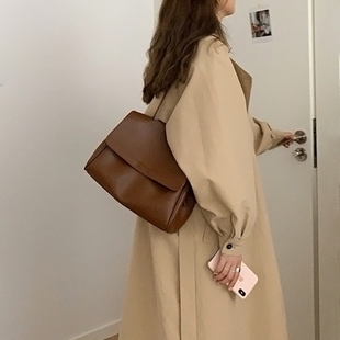 baggirl网红斜挎包，大容量2024韩系包包，时尚潮流复古单肩大包