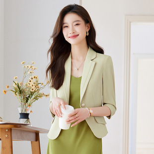 浅绿色时尚春款外套女小个子西装2024韩系气质修身七分袖西服