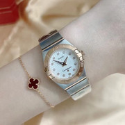 超值经典款星座，女表镶钻钢带瑞士石英，机芯小巧27mm贝壳面手表