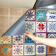 厨房防油贴卫生间浴室自粘地板，贴平面墙贴洗手台腰线防水瓷砖贴纸
