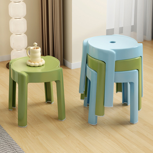 简约客厅塑料凳子，家用餐桌圆凳风车凳可叠放加厚商用结实耐用胶凳