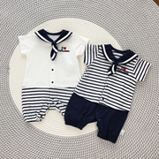 新生儿夏季薄款水手服连体衣条纹海军风，服六月份出生宝宝衣服