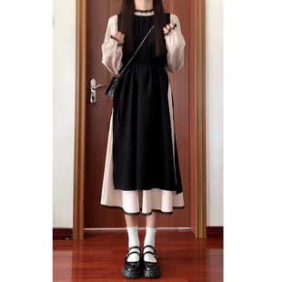 安小落黑色两件套装，裙子2023秋装长袖，设计感拼接刺绣边连衣裙