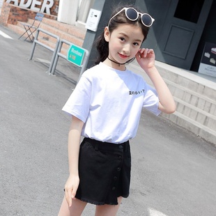 女童夏装202h0套装韩版中大儿童洋气时尚，女孩牛仔短热裤两件