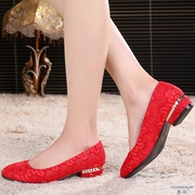 春夏季女红色婚鞋平底鞋，防滑孕妇红鞋结婚鞋平跟大码低跟新娘鞋子