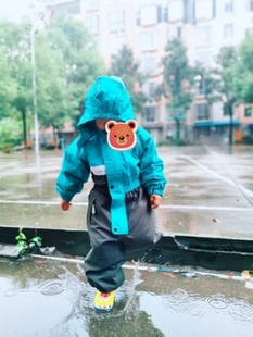 儿童防水连体衣连体雨衣，户外防风衣宝宝雨衣，学生棉衣小孩冲锋衣