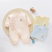 新生婴儿保暖衣服秋冬款纯棉连体衣0-3个月男女宝宝夹棉蝴蝶哈衣