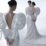 影楼主题婚纱展会白色法式复古露背泡泡袖，情侣摄影拍照礼服装