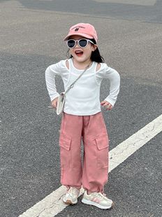 2023女童秋装甜酷风白色露肩，假两件上衣长袖，t恤粉色收脚工装裤子