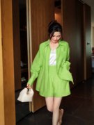 夏季绿色褶皱超薄防晒宽松显瘦衬衫设计感小众短裤两件套装女