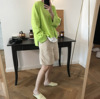 卢浮早秋韩国chic慵懒荧光绿圆领，纯色加绒加厚卫衣，款式时尚上衣女