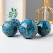 天然水晶原石蓝色磷灰球，手工抛光宝石工艺品，家居摆件水晶原石
