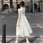 白色无袖连衣裙子2024夏季茶歇法式吊带长裙小个子气质级感度假裙