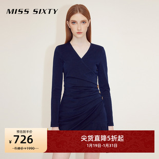 Miss Sixty2023冬季连衣裙女V领不规则褶皱收腰显瘦优雅气质