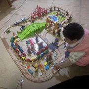 豪华场景大都市火车轨道玩具套装兼容木质小火车玩具