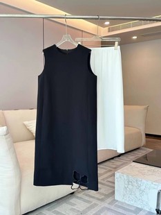 无袖连衣裙24夏女裙(夏女裙，)黑色遮肉镂空绣花朵中长款背心裙气质