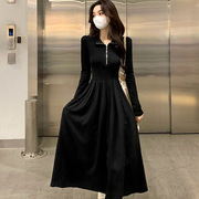 黑色长袖连衣裙女秋季小众半拉链设计收腰显瘦中长款裙子