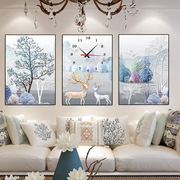 北欧挂画装饰画客厅沙发背景墙，现代简约风格，挂钟无框画钟表三联画