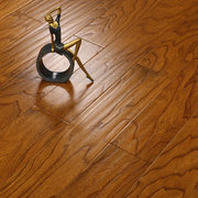 E0榆级木多层实木复合地板15mm大锁扣仿古浮雕地热地暖地板