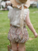 法式田园小飞袖设计白点衬衫，女童背心碎花，花苞裤洋气套装女宝宝夏