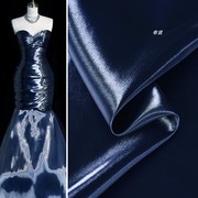 藏蓝色闪亮水光缎面料，时尚液态水晶缎轻盈透气挺括礼服西装布料