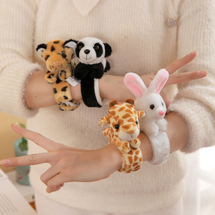动物手环啪啪圈兔子，小熊猫玩偶手环公仔毛绒，玩具女孩娃娃儿童手腕