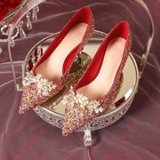 红色水钻婚鞋新娘鞋主婚纱2022年法式高级感3cm低跟尖头单鞋