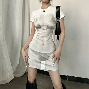 时尚小众设计3d印花圆领，短袖连衣裙2024夏季辣妹气质显瘦短裙