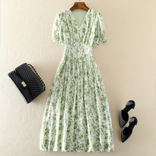 高端精致绿色小碎花雪纺气质，连衣裙夏季减龄显瘦时尚洋气礼服裙子