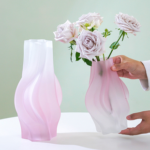 简约创意高级感磨砂玻璃花瓶网红不规则水培鲜花插花瓶餐桌摆件