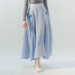blushwhite 「早春」淡蓝色剪纸装饰半身裙 采用特殊工艺面料