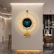 轻奢带灯挂钟北欧时尚现代简约家用表客厅壁挂，时钟灯挂墙创意钟表