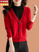 今年流行毛衣短款2023秋冬半高领，本命年大红色羊毛衫女假两件