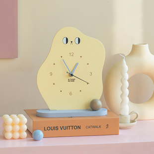 米子家居可爱熊猫钟表挂钟，客厅表桌面，床头创意时钟摆放台式高颜值
