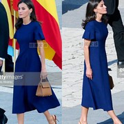 西班牙王妃同款连衣裙夏时尚褶皱，袖遮肚显瘦a字裙气质名媛职业