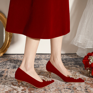 红色秀禾婚鞋新娘鞋2023年法式尖头单鞋细跟高跟鞋大码鞋秋季