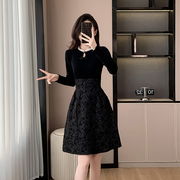 新中式针织连衣裙女2024春季高级感黑色提花日常小礼服裙子